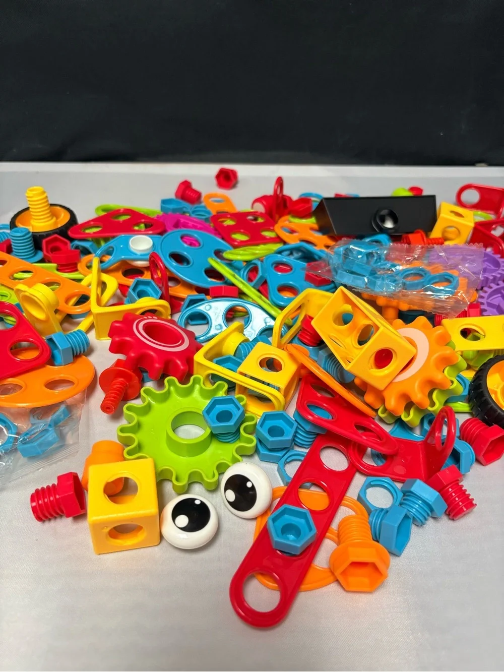 Picasso Tiles Engineering Construction Set Many Pieces Stem Create Logic